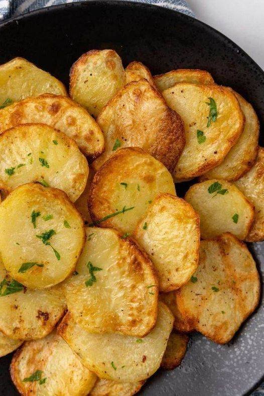 Crispy Air Fryer Sliced Potatoes